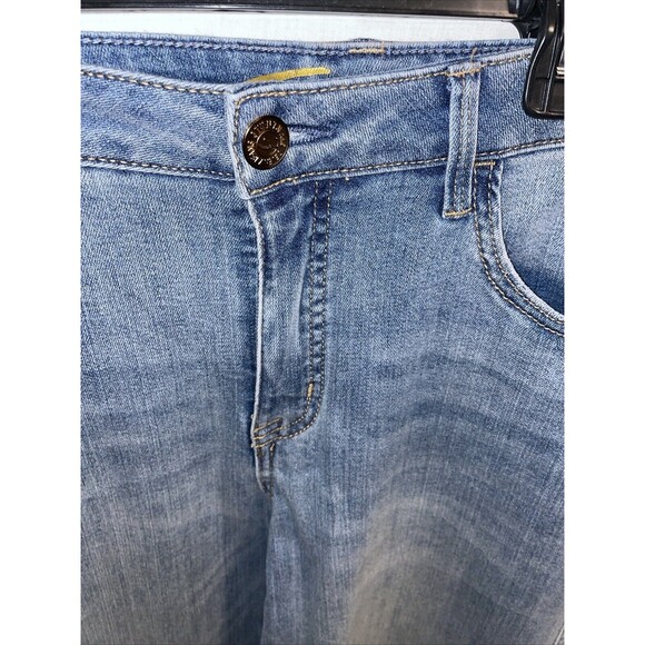 Seven7 Women’s Boyfriend Jeans Size 6 Blue Distressed Cuffed Hem Grunge - Picture 3 of 12